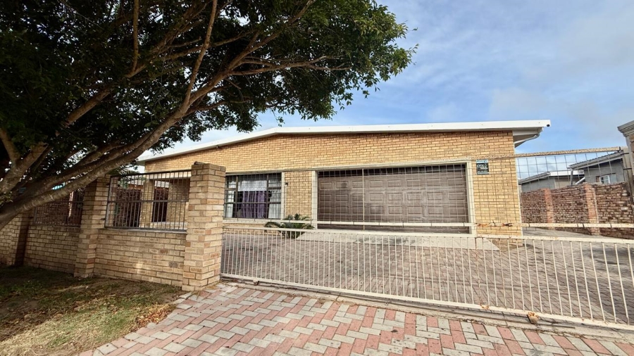 2 Bedroom Property for Sale in Parsonsvlei Eastern Cape